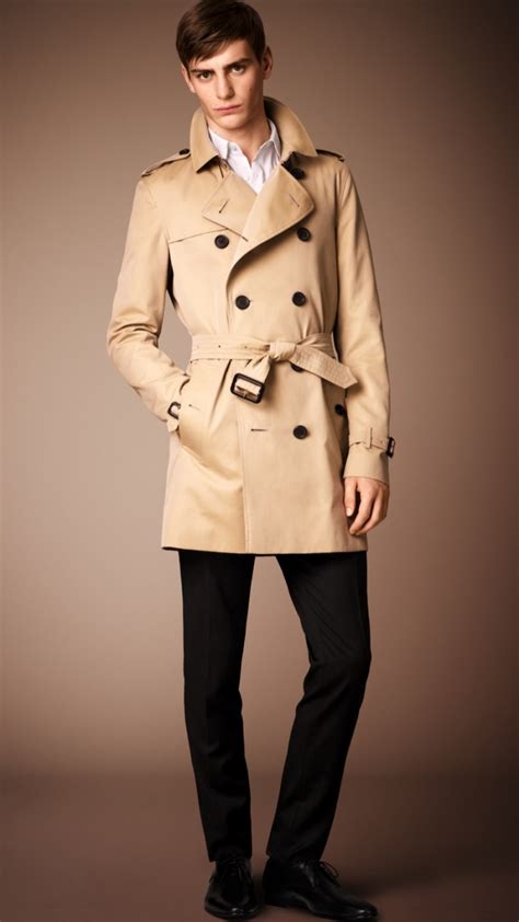 l'uomo che veste burberry|Designer Wear for Men .